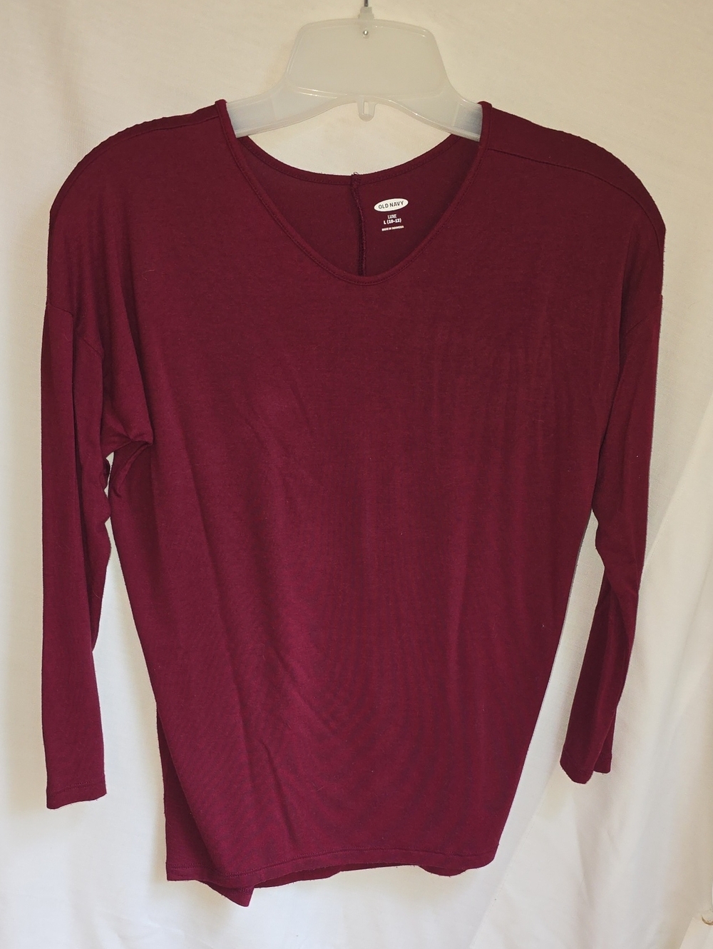 Old Navy Long Sleeve Scoop Neck Top in Burgundy